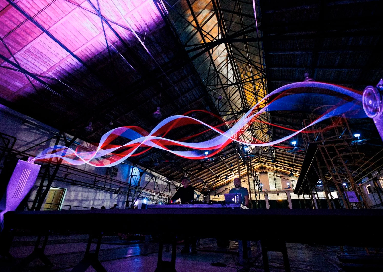 Resonancia-de-fluido